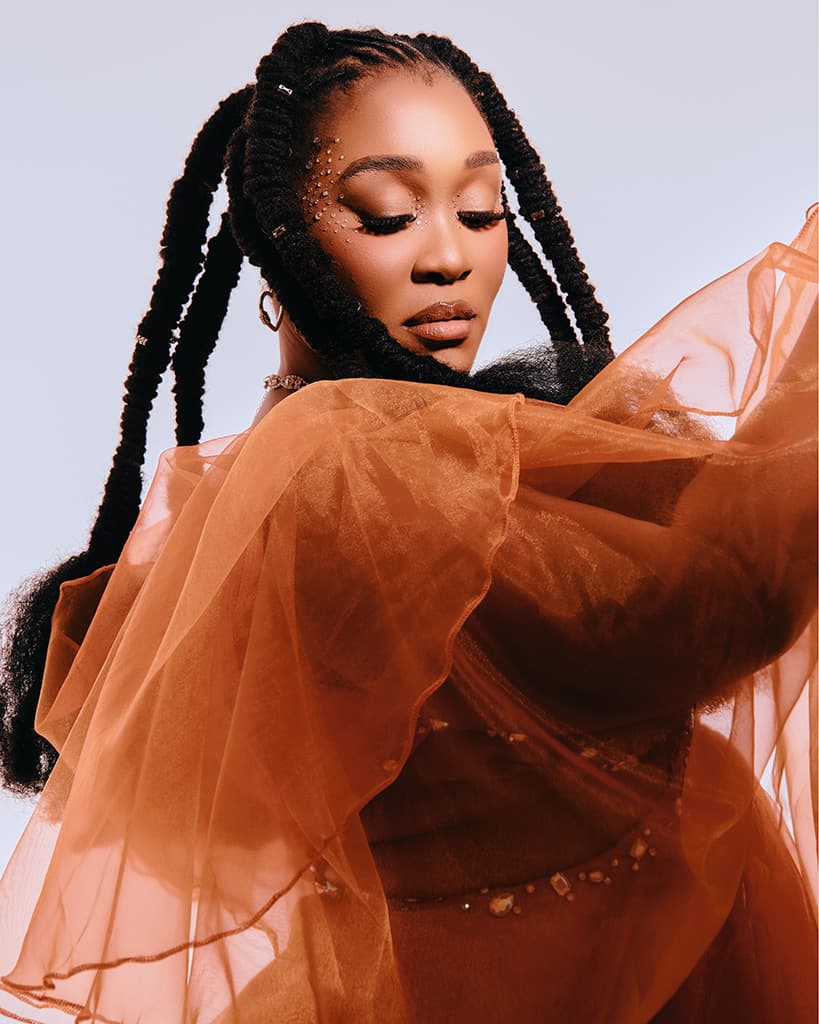 Lady Zamar, photograph 2