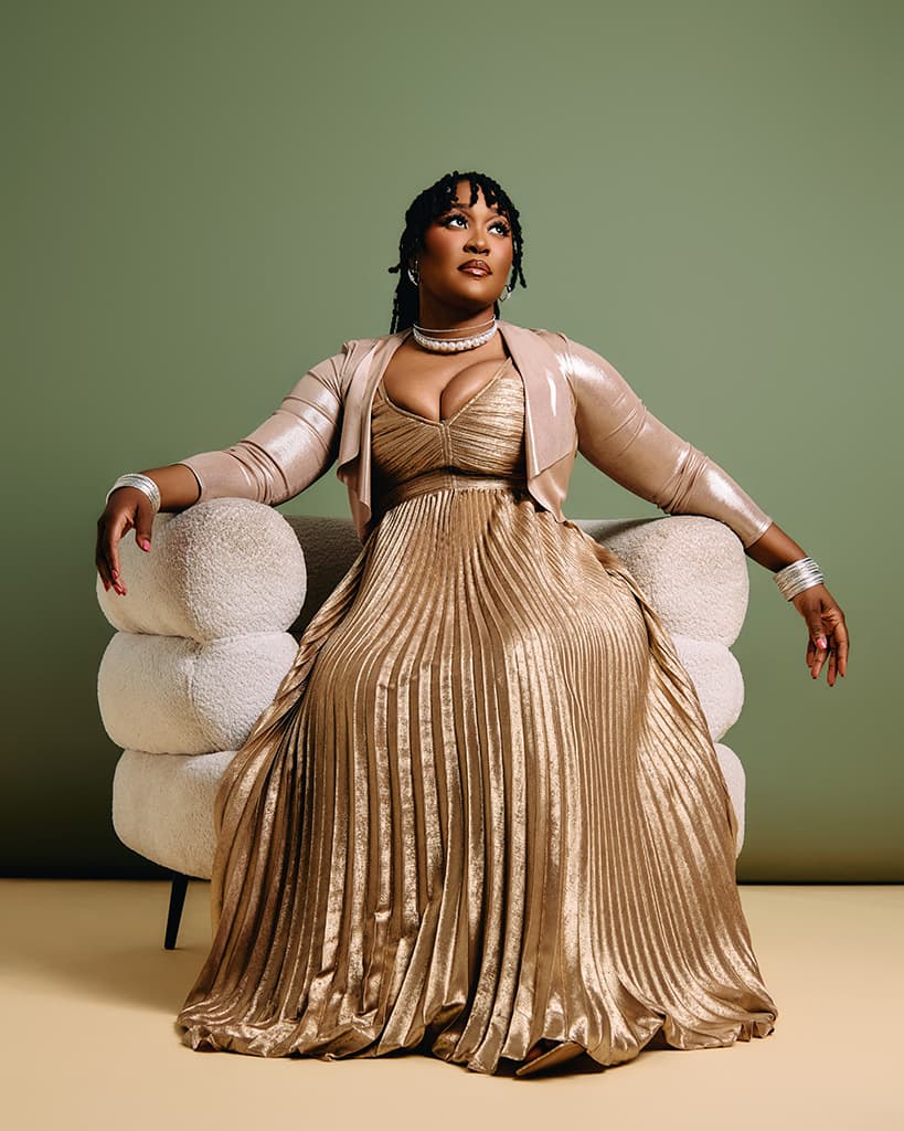 Lady Zamar, photograph 3
