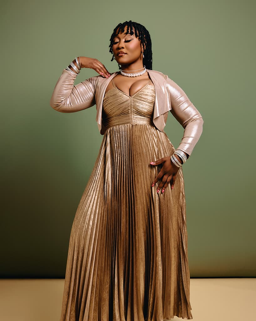 Lady Zamar, photograph 4
