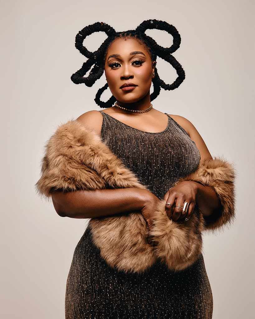 Lady Zamar, photograph 5