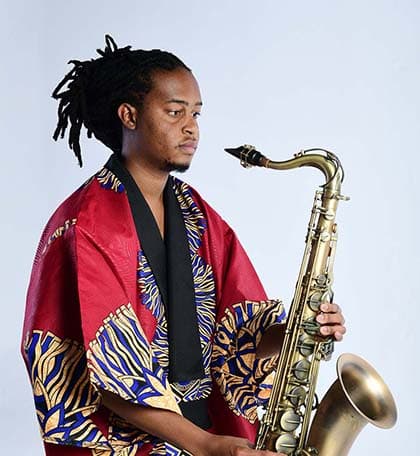 Linda Sikhakhane