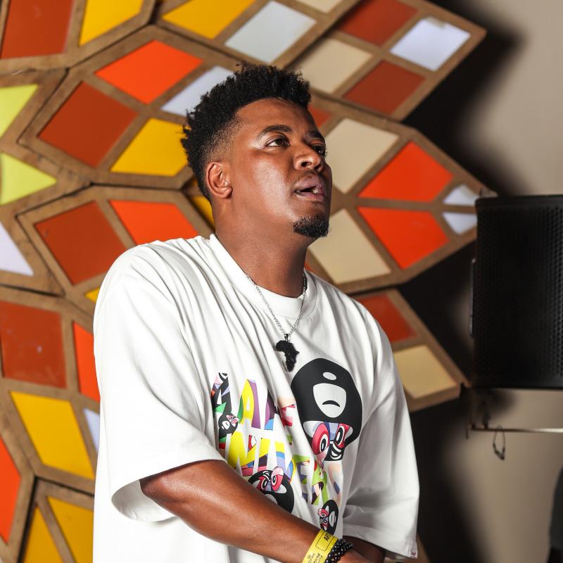 B84036bf A27a 4100 88f6 20db094ee984